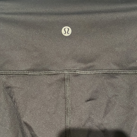 Lululemon Sheer Will High-Rise Tight 28" in black - size 12 - Picture 7 of 8